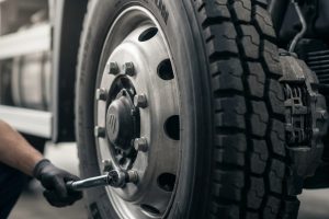 Foton truck poleview_engineering_detail_closeup_2